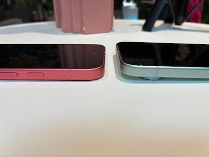 La gobba della fotocamera è stata eliminata per la serie A.