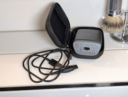 Il cavo con connessione proprietaria non entra nella mia tasca.