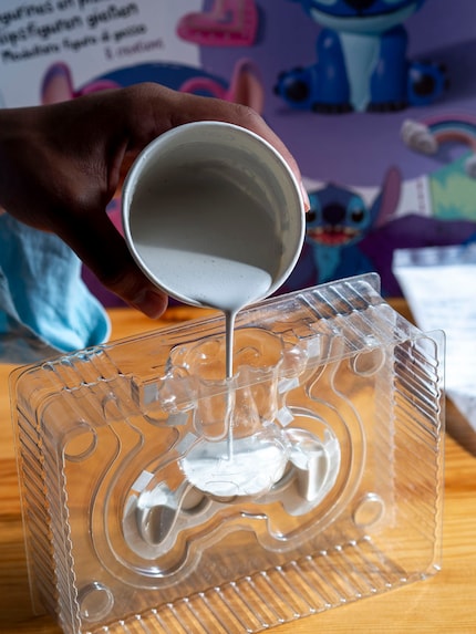 Plaster without a disaster.