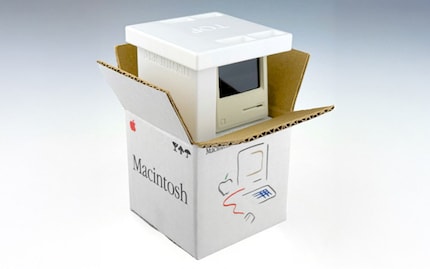 Nella Collectors Edition, avrai anche il Pico-Mac-Nano in una scatola di mini Macintosh.