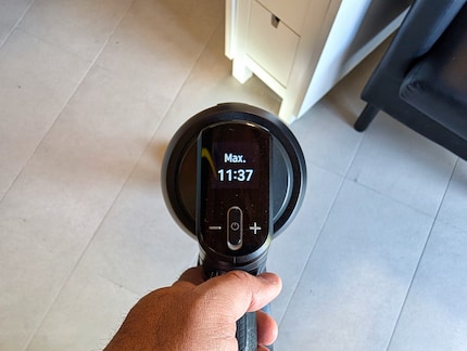 Nelle modalità di aspirazione più forti, la durata della batteria diminuisce notevolmente.