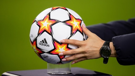 I migliori giocatori avranno più di 70 partite all'attivo in questa stagione – un record. Non ci sono praticamente pause, la stagione inizia poco dopo i Mondiali di calcio per club e quelli per le nazionali seguiranno la prossima estate.