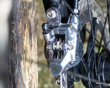 La pinza freno di Shimano.