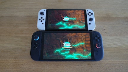 I like the Switch 1 screen better overall. In the picture: the start menu of «The Legend of Zelda: Tears of the Kingdom».