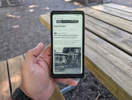 Images displayed on websites are fine enough, text is easy to read.