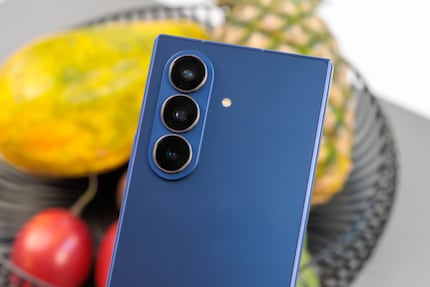 Il Fold7 utilizza la stessa fotocamera principale dell'S25 Ultra.