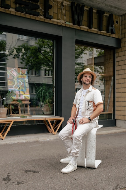 Jean-Paul Brković on his stool from the Uto series