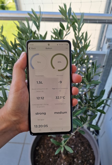 The app is user-friendly and offers a lot of care information on various plants.