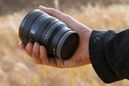 Il Sony FE 16-25mm f/2.8 G è ottimo e resta sempre pratico.