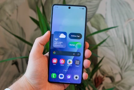 Il display interno ora ha un formato 21:9.