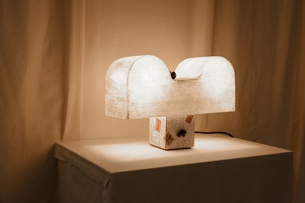 Camelo: ogni lampada è realizzata a mano e limitata a 12 pezzi.