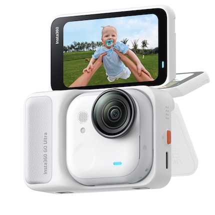La Insta360 Go Ultra con estensione Action Pod.
