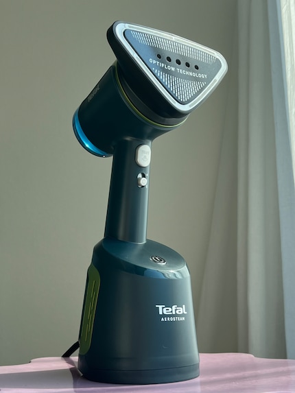 «Aerosteam» di Tefal: non è bello, ma è molto stabile.