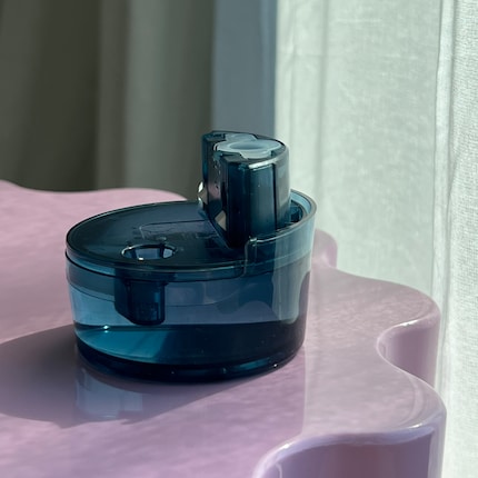 Il serbatoio da 100 millilitri è definitivamente troppo piccolo.