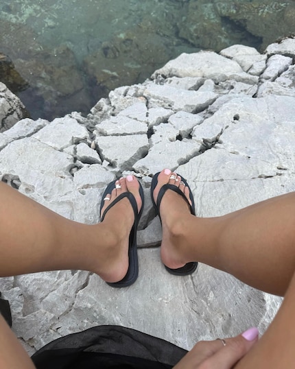 Toe rings are back!