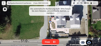 Nell'app posso seguire lo Yuka Mini e vedere come esplora automaticamente la sua area di lavoro.