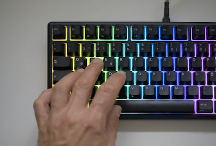I usually do audio samples for the keyboards I test, but I’ll spare you that with the GMBK 75%.