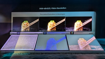 The old full-array backlight on the left, then mini LEDs with blue light in the middle – and the new RGB LEDs on the right, which generate their colours directly in the backlight.