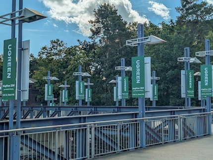 Ugreen accoglie i visitatori della fiera presso la stazione della S-Bahn.