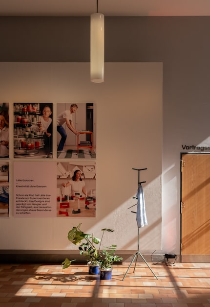 L'installazione Homeworks mostra le opere dell'omonima collezione.