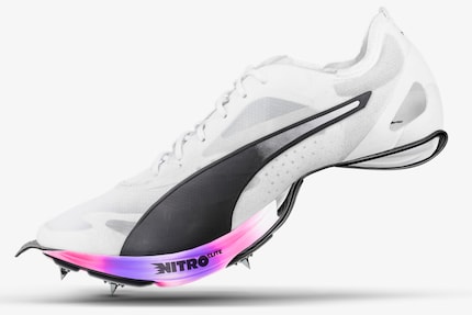 Spikes for Speed - this shoe is designed to enable top performance in sprints.