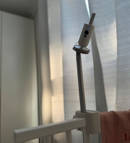 I think the clamp and mount are great because they allow me to attach the camera to the cot itself.