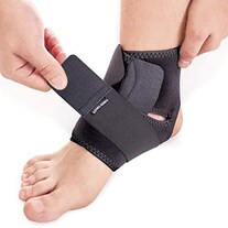 Group TOROS-GROUP Neoprene ankle brace, attached with Velcro, size 1 (1)