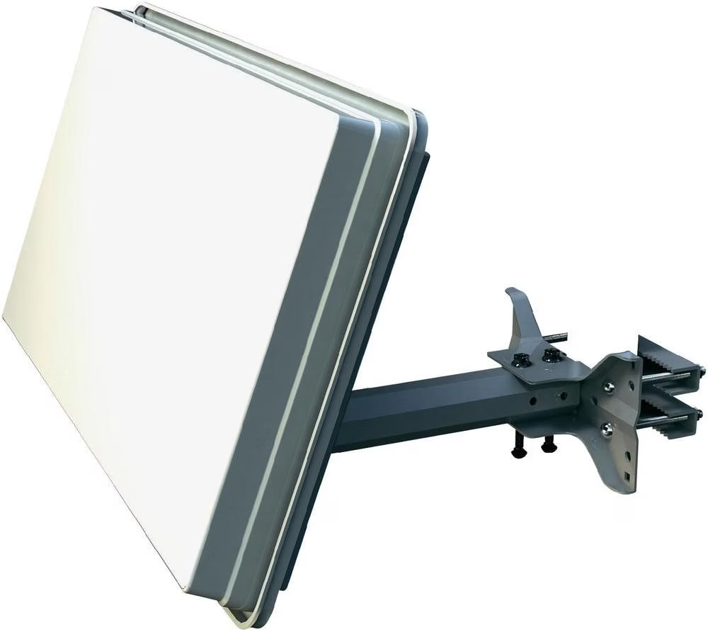 Antenne plate Selfsat H30D / SA61 double polarisation avec LNB single